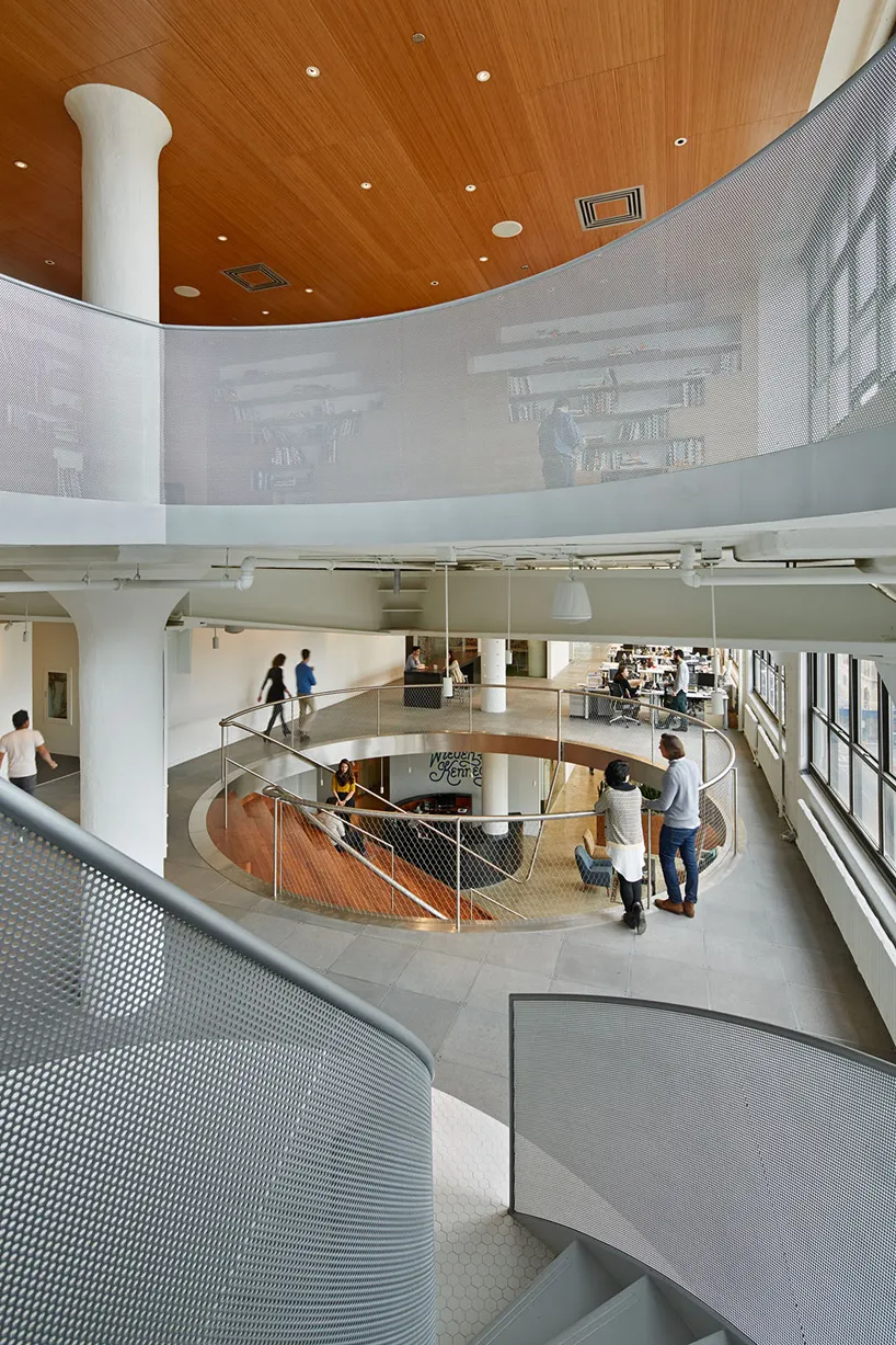 wieden-kennedy-office-NYC-designboom05.webp