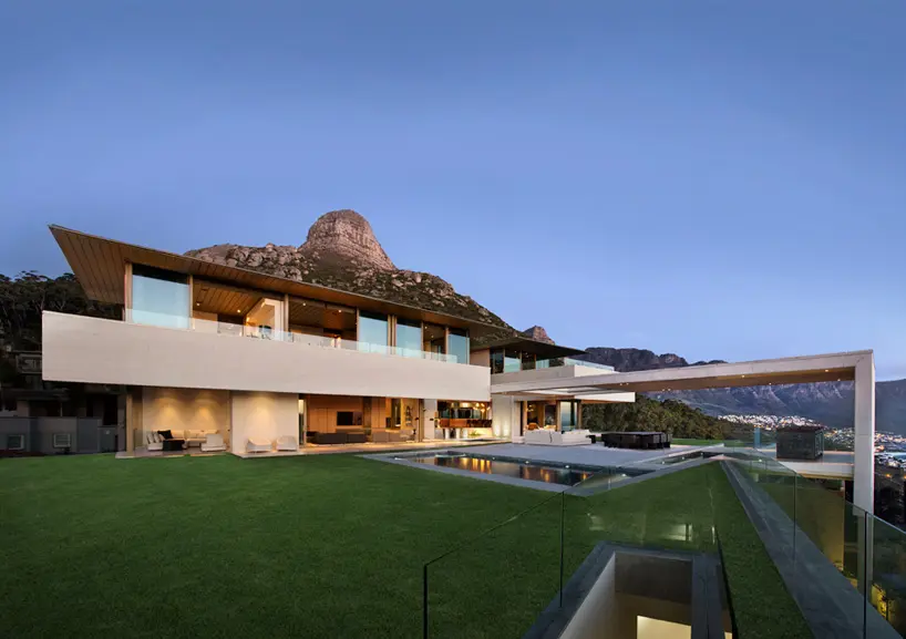 SAOTA-OVD-919-house-cape-town-south-africa-designboom-02.webp