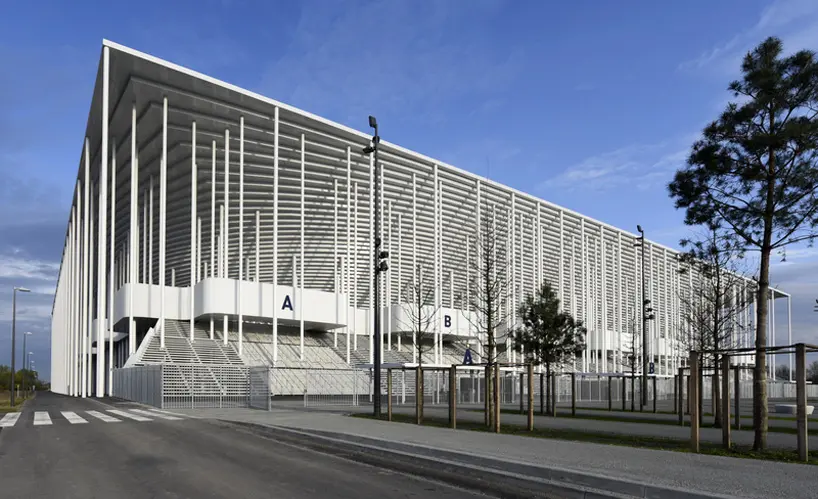 herzog-de-meuron-nouveau-stade-de-bordeaux-stadium-france-designboom-03.webp