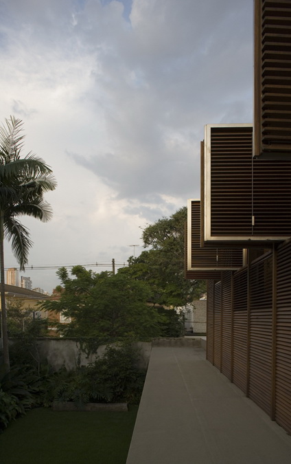 303325_10.jpg.jpg