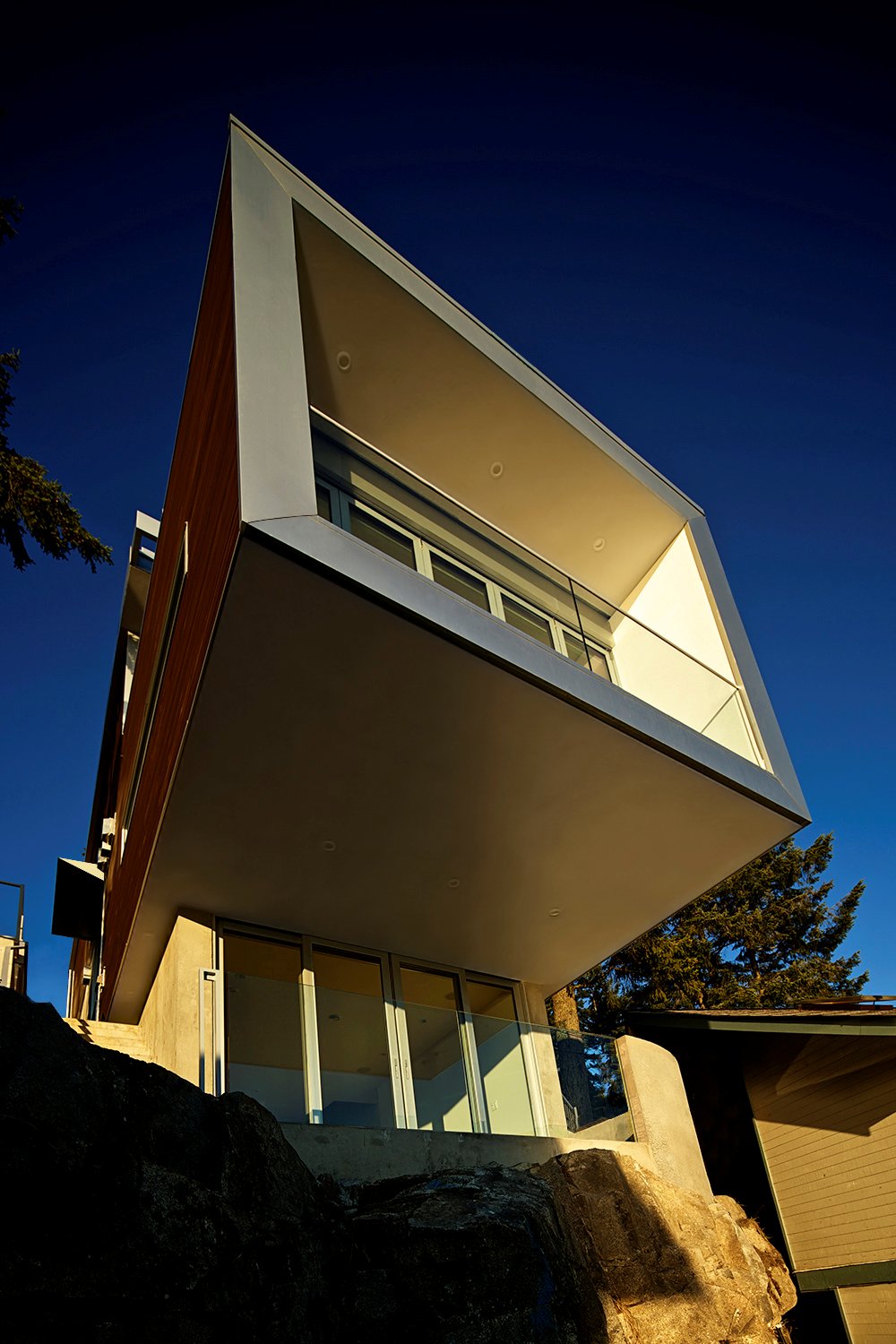 0924110lf0valzieth1n4f.jpg.jpg