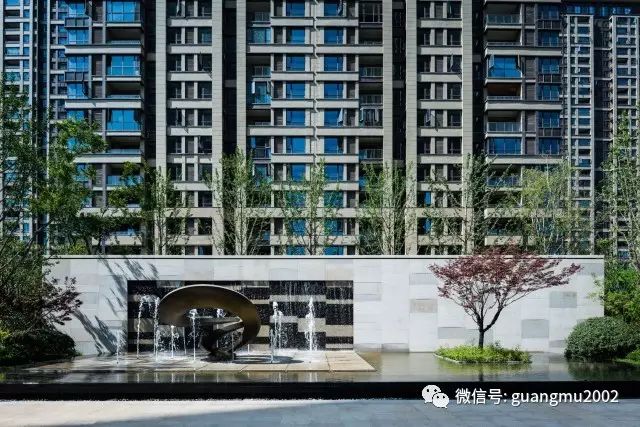 5e722f49f04e5158454151382625.gif.jpg