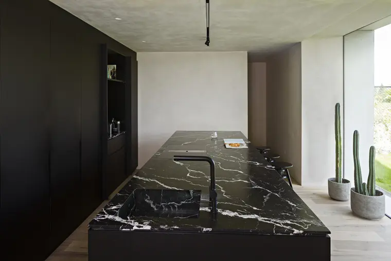 resize,w_760.webp