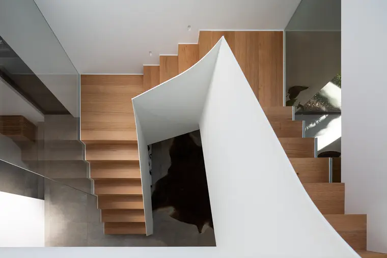 resize,w_760.webp