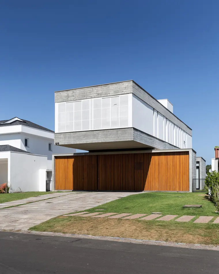 resize,w_760.webp
