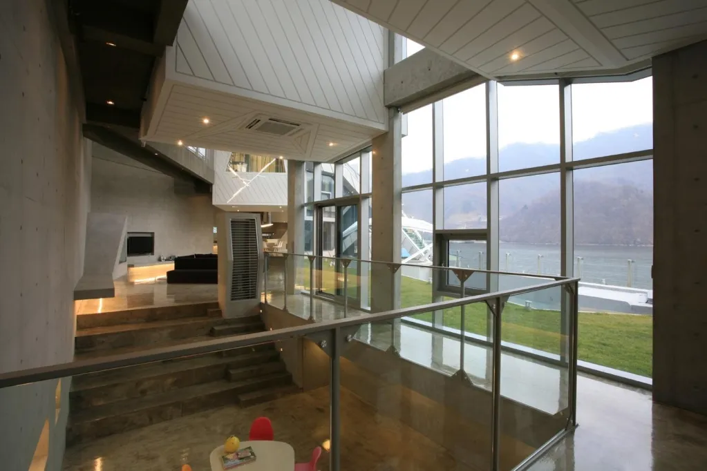 093311gwxhipssemoo6c4yp8.webp.webp