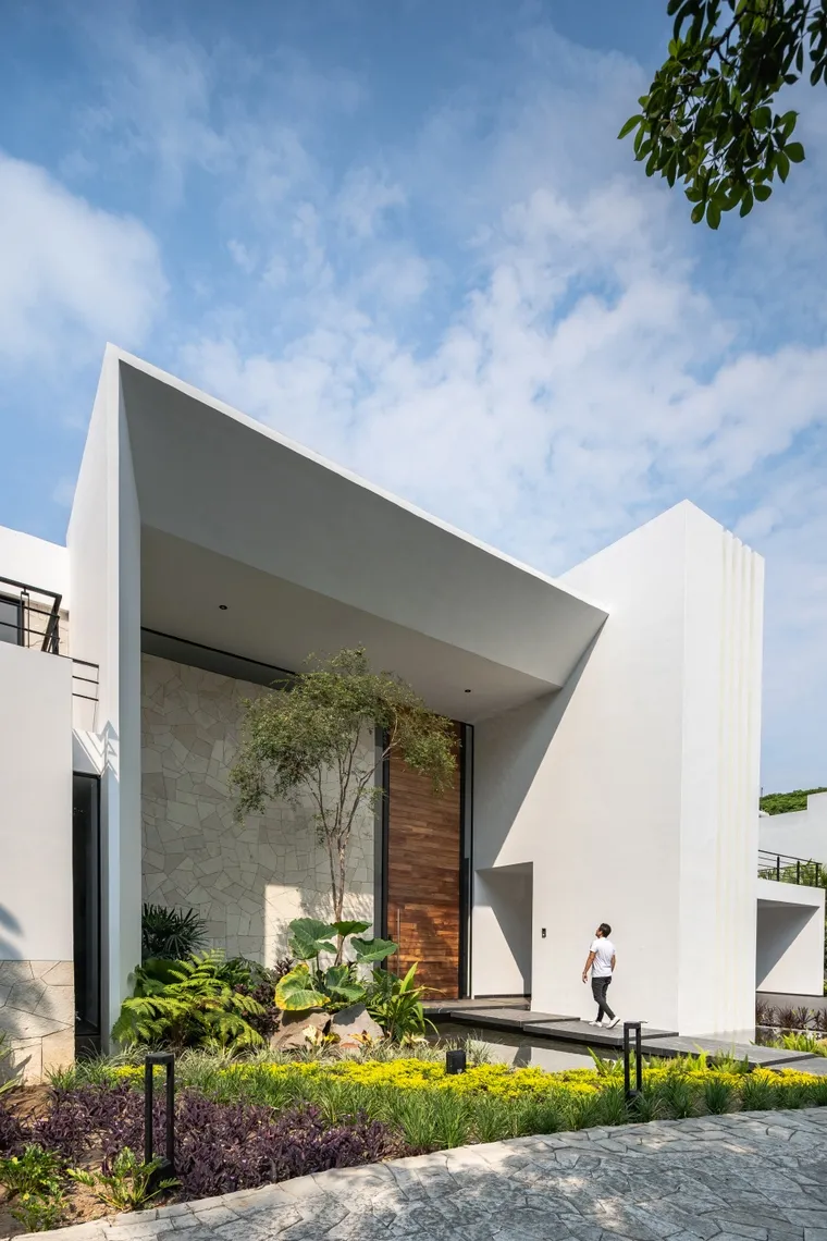 resize,w_760.webp