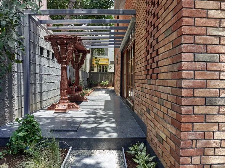 resize,w_760.webp