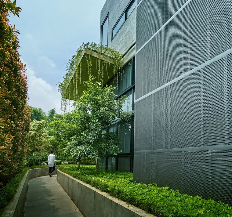 resize,w_760.webp