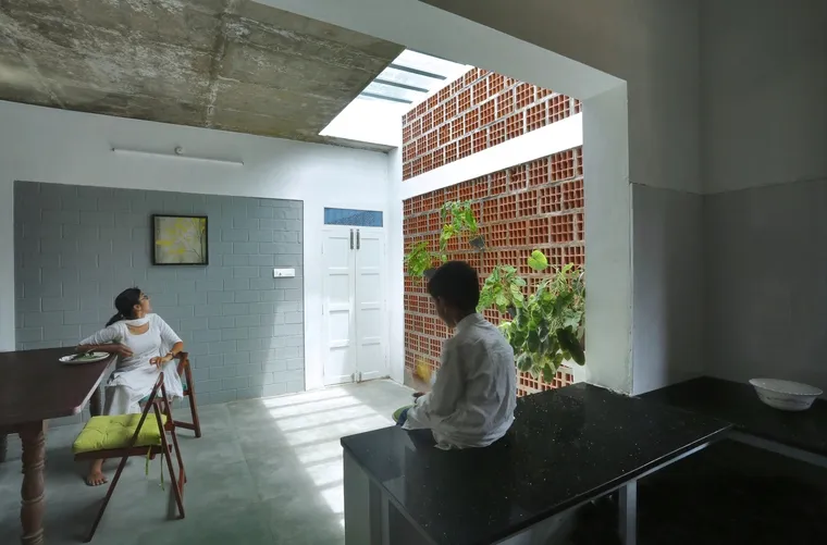 resize,w_760.webp