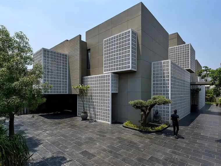resize,w_760.webp