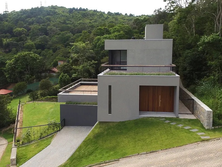 resize,w_760.webp