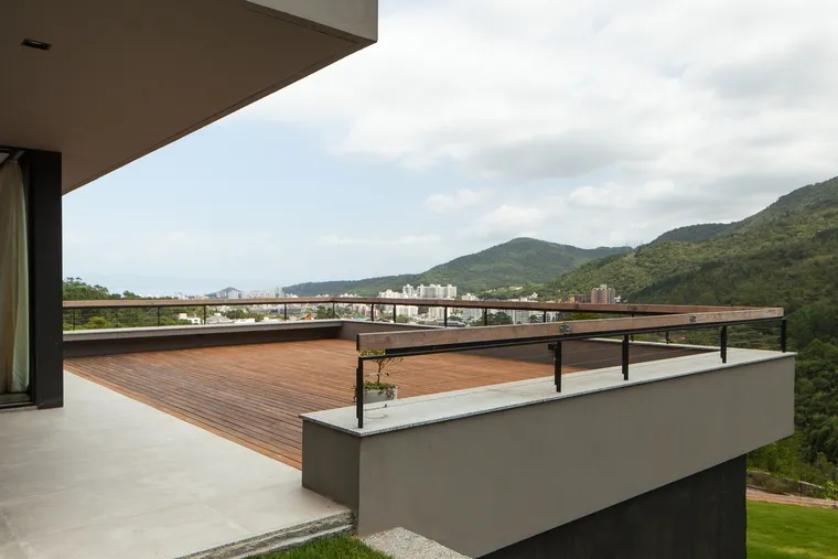resize,w_760.webp