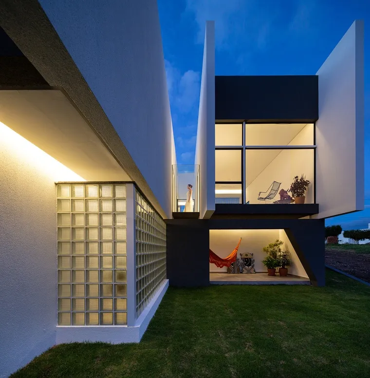 resize,w_760.webp