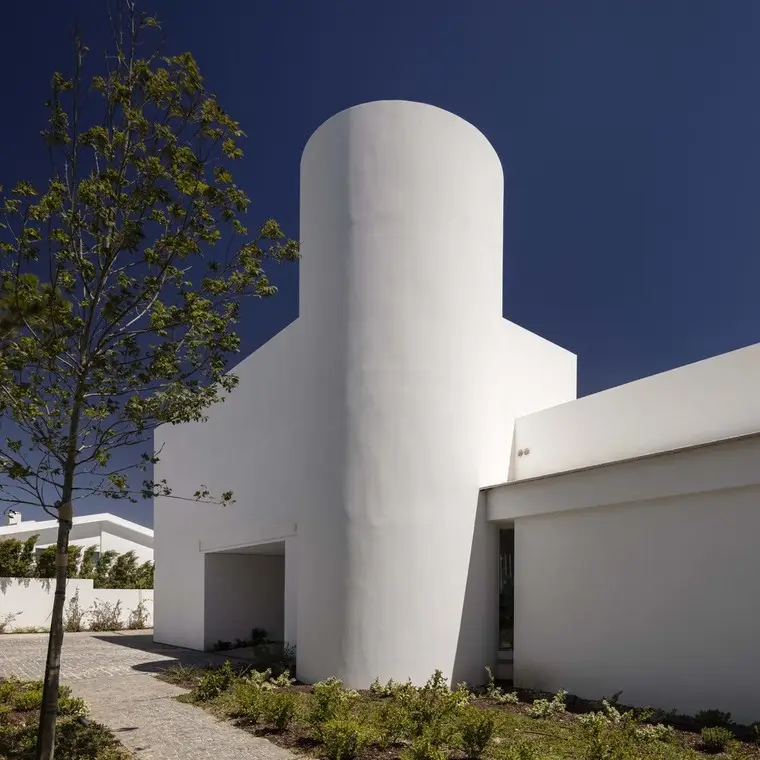 resize,w_760.webp