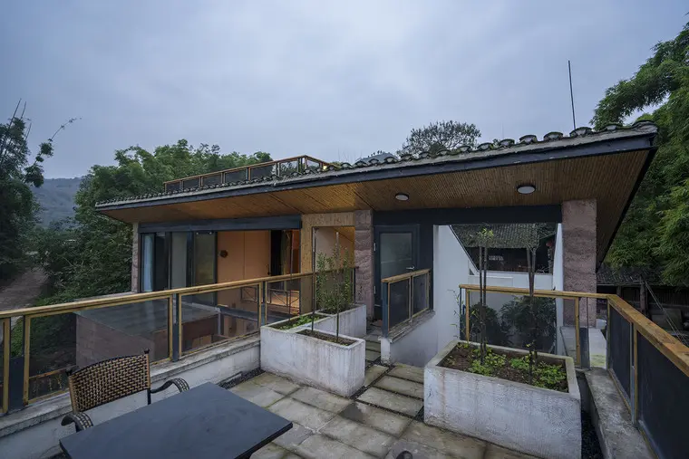 resize,w_760.webp