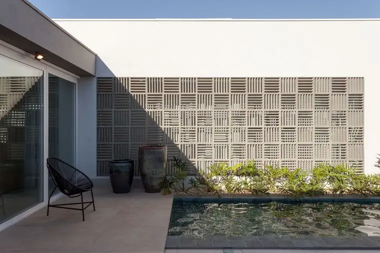 resize,w_760.webp