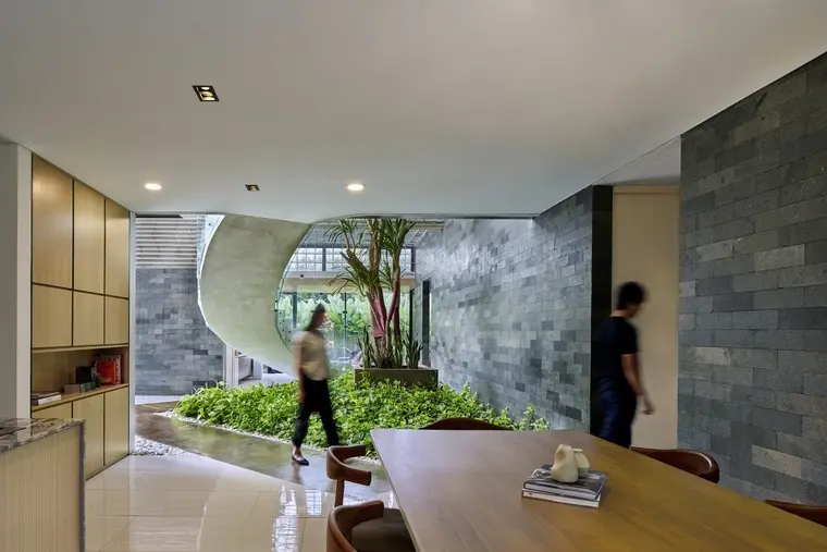 resize,w_760.webp