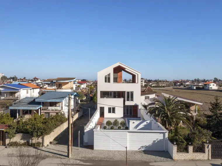 resize,w_760.webp