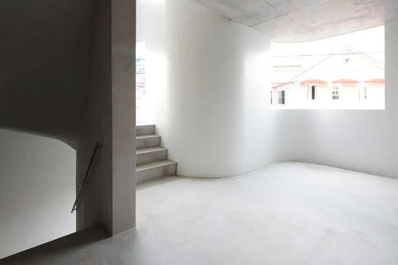 551414_18.webp.webp