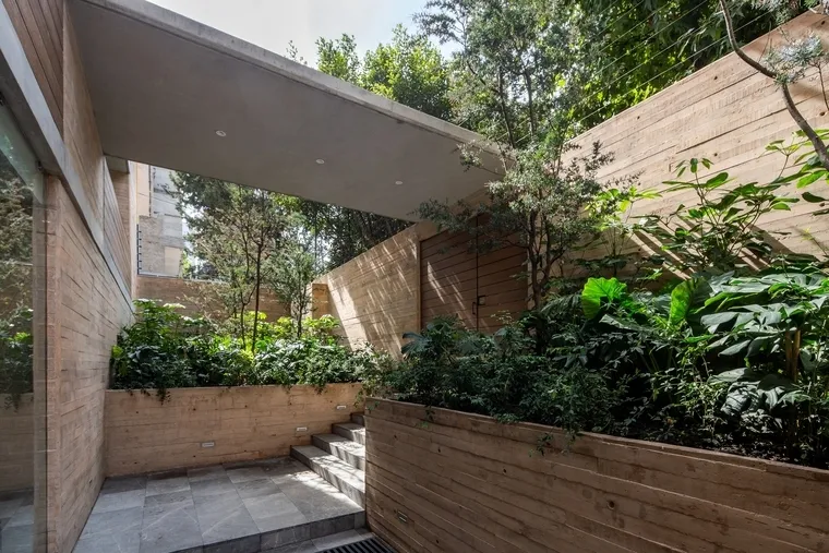 resize,w_760.webp