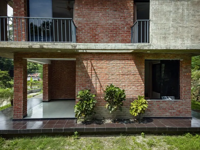 resize,w_760.webp