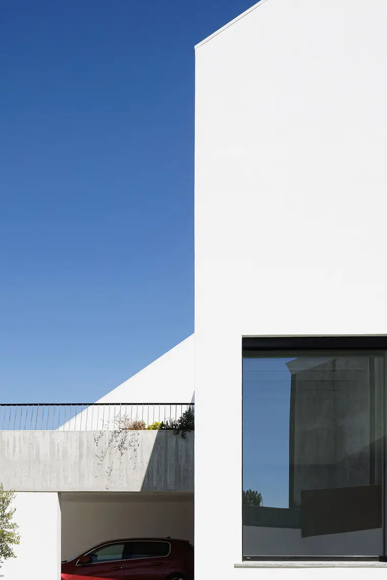 resize,w_760.webp