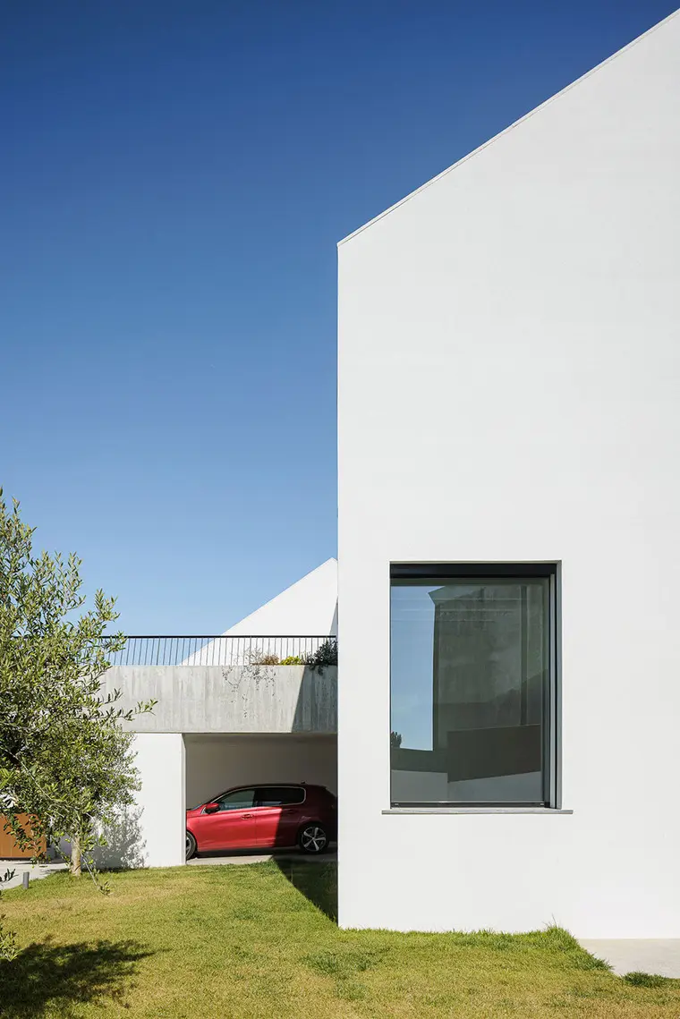 resize,w_760.webp