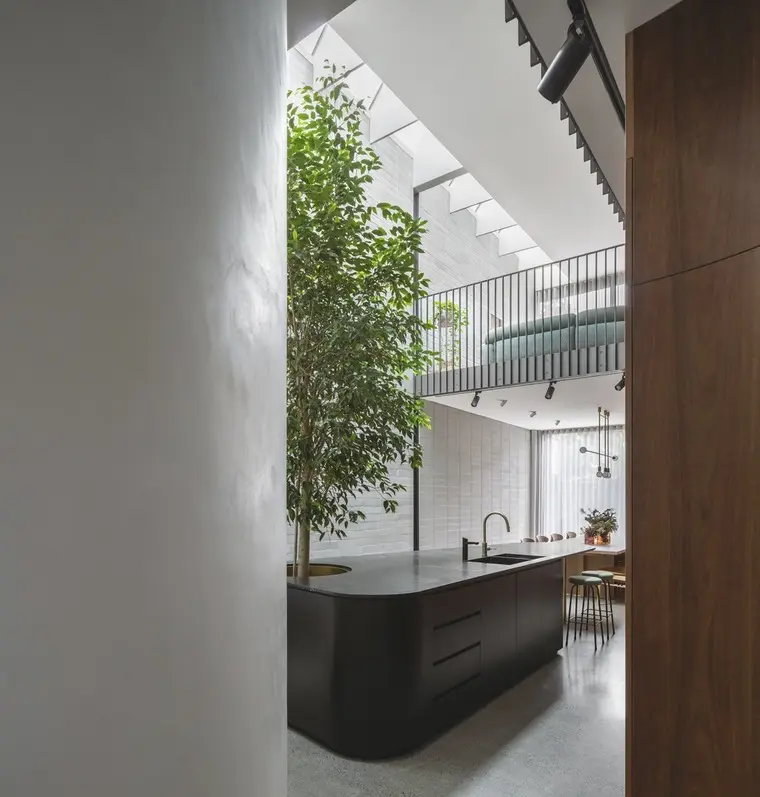 resize,w_760.webp