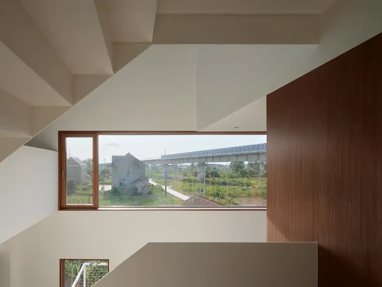 resize,w_760.webp