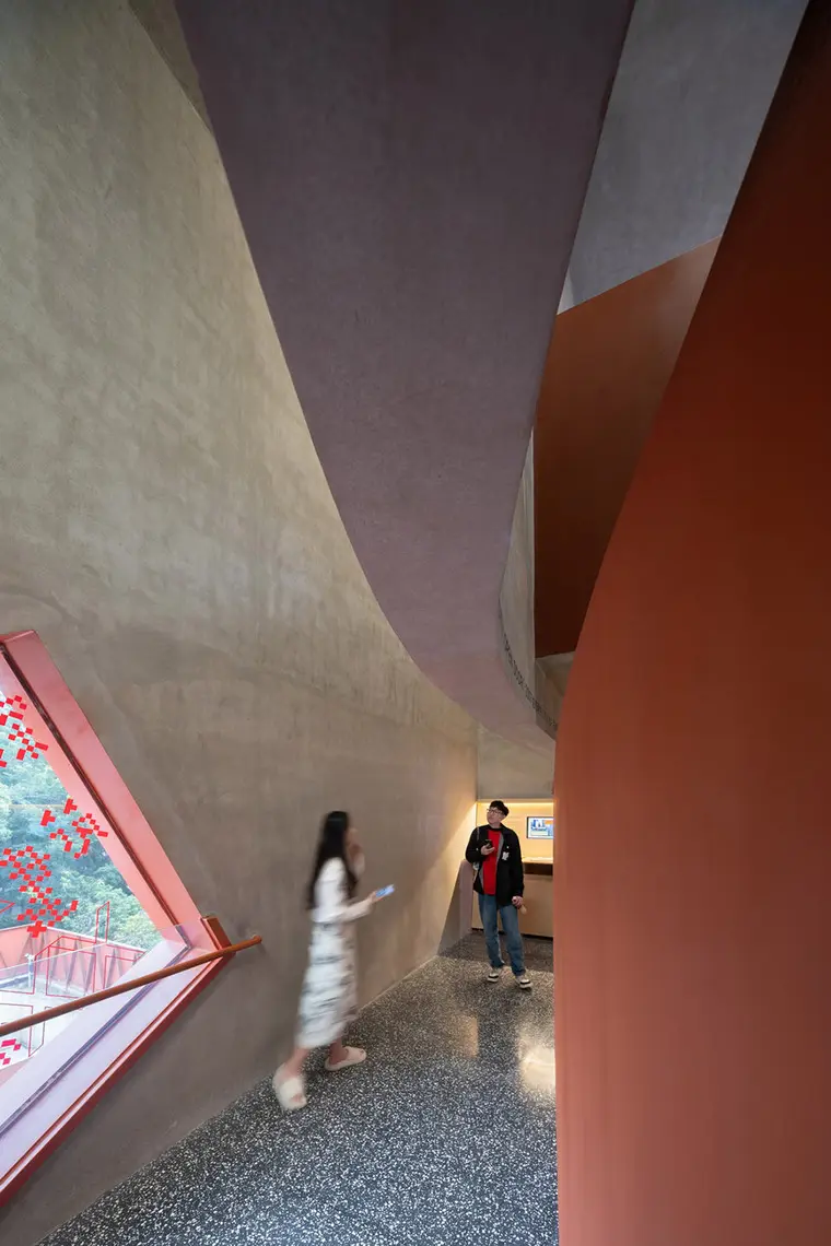 resize,w_760.webp