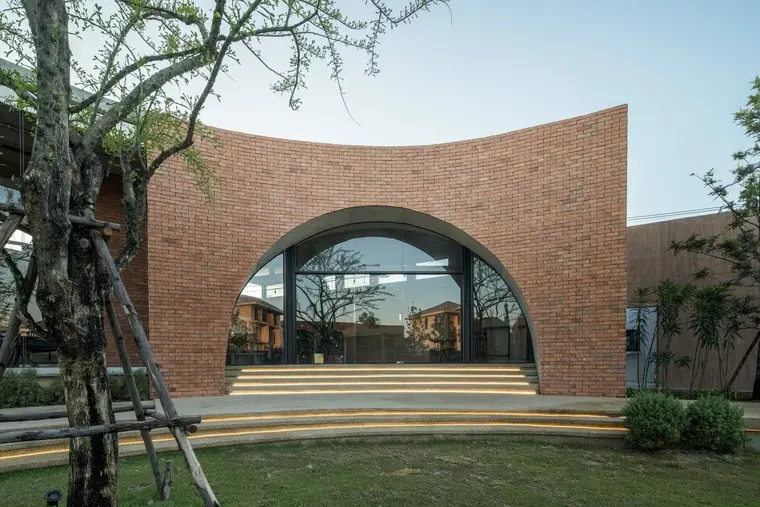 resize,w_760.webp