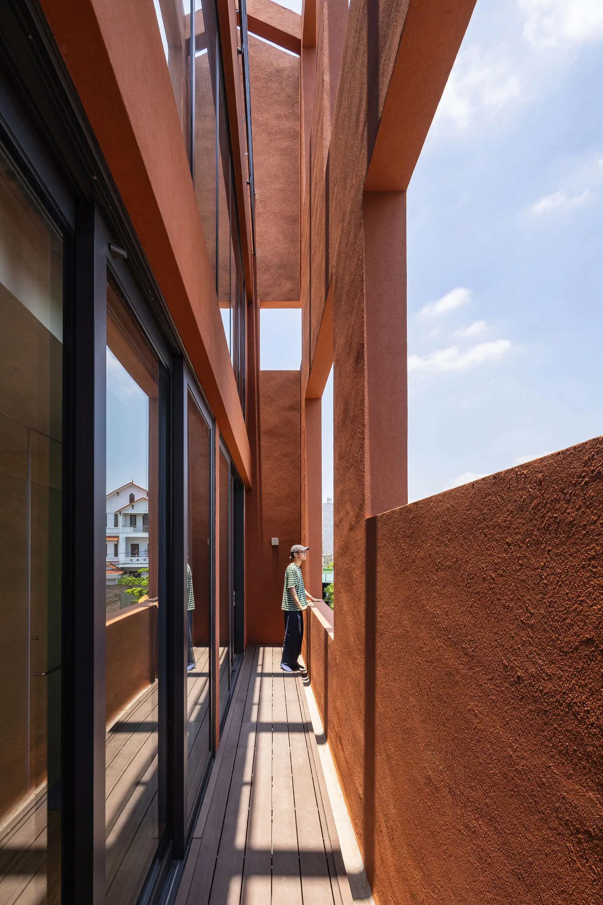 100 Windows House Inrestudio_1182384_23.webp
