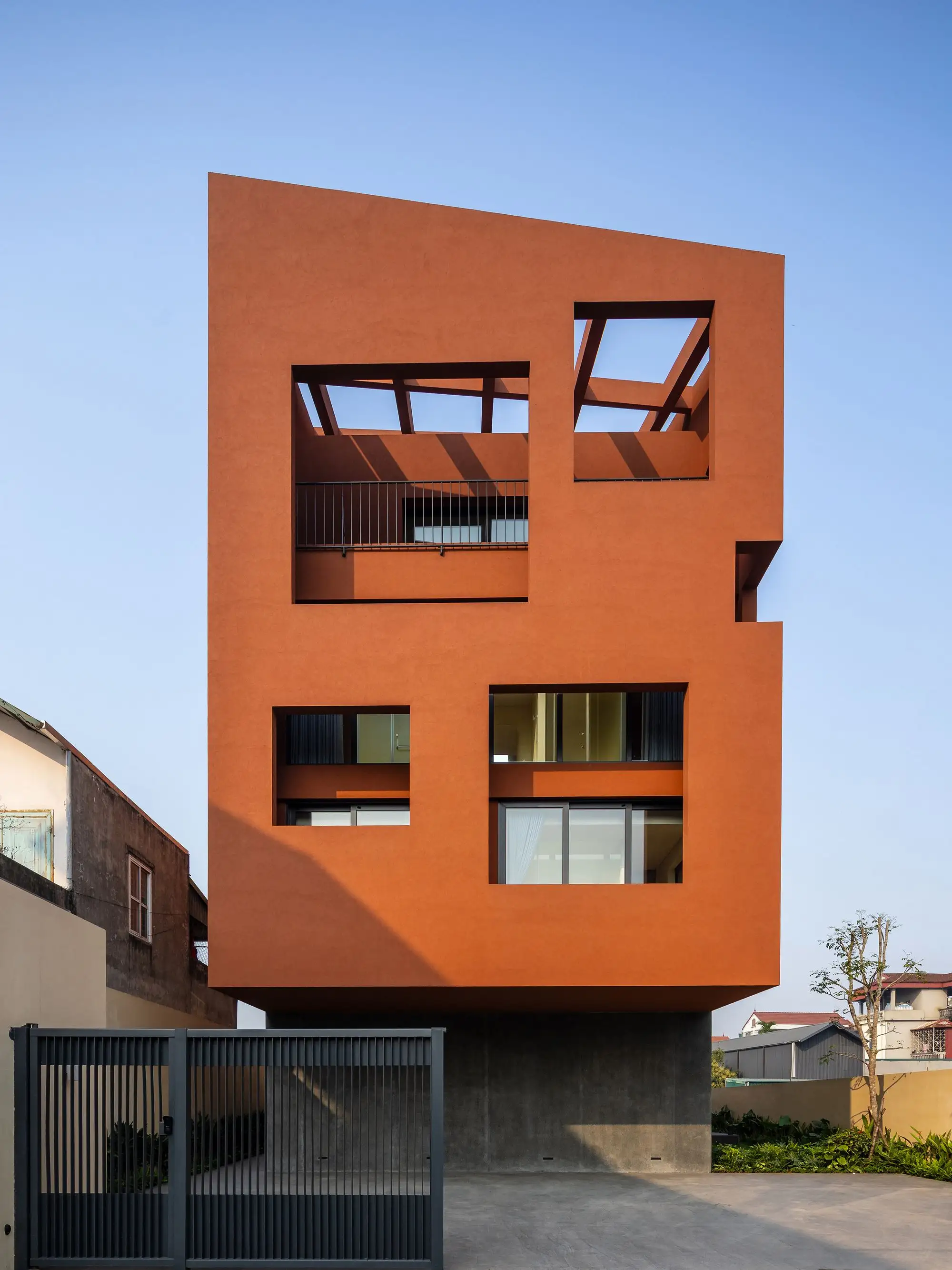 100 Windows House Inrestudio_1182384_8.webp