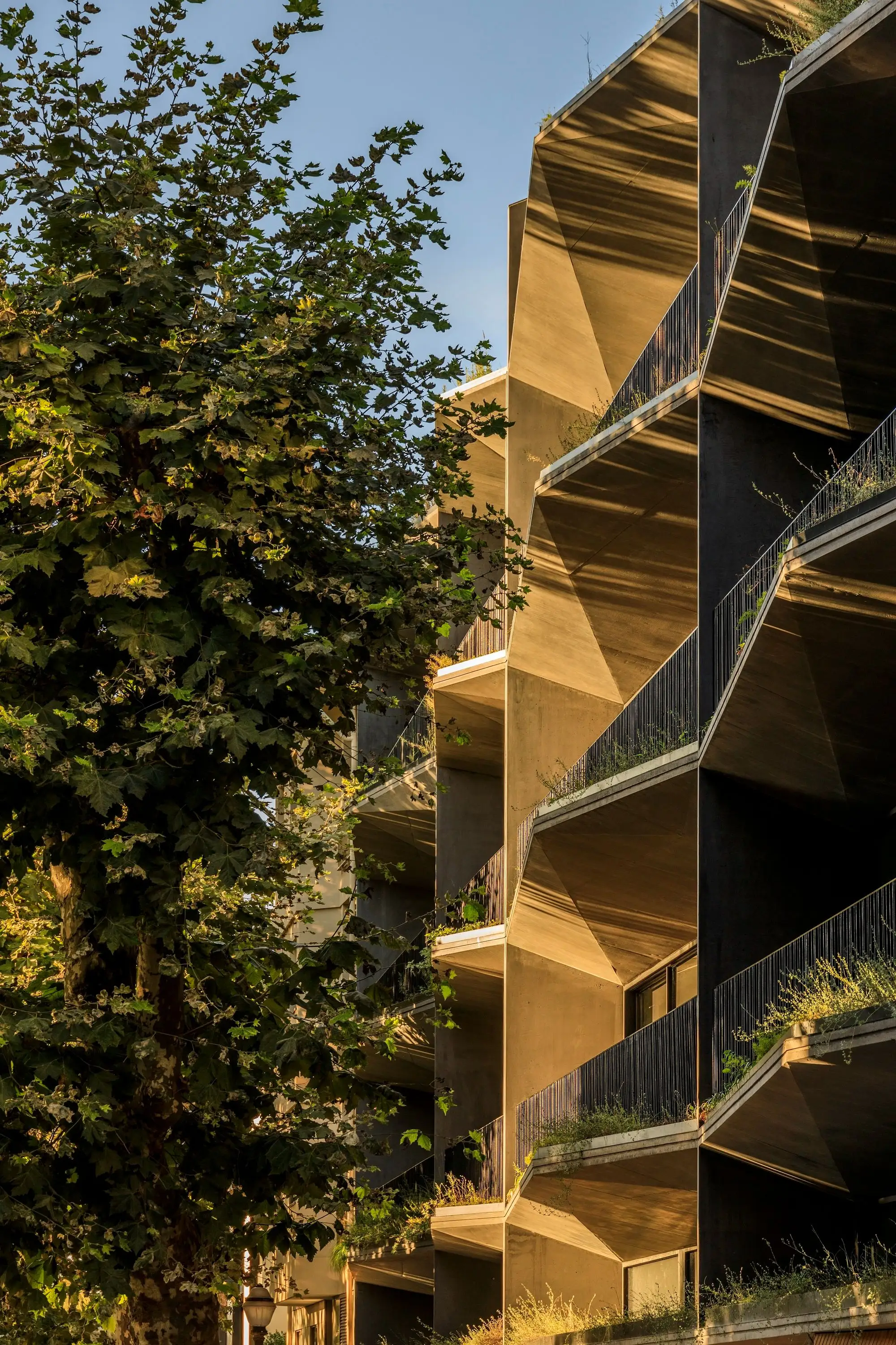 1032 Foz 住宅楼 dEMM Arquitectura_1179865_22.webp