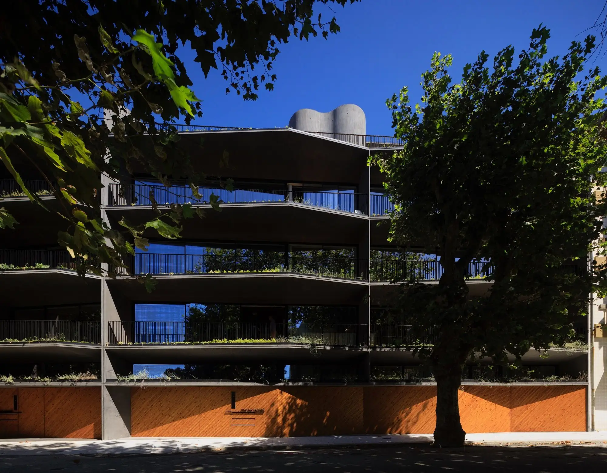 1032 Foz 住宅楼 dEMM Arquitectura_1179865_6.webp
