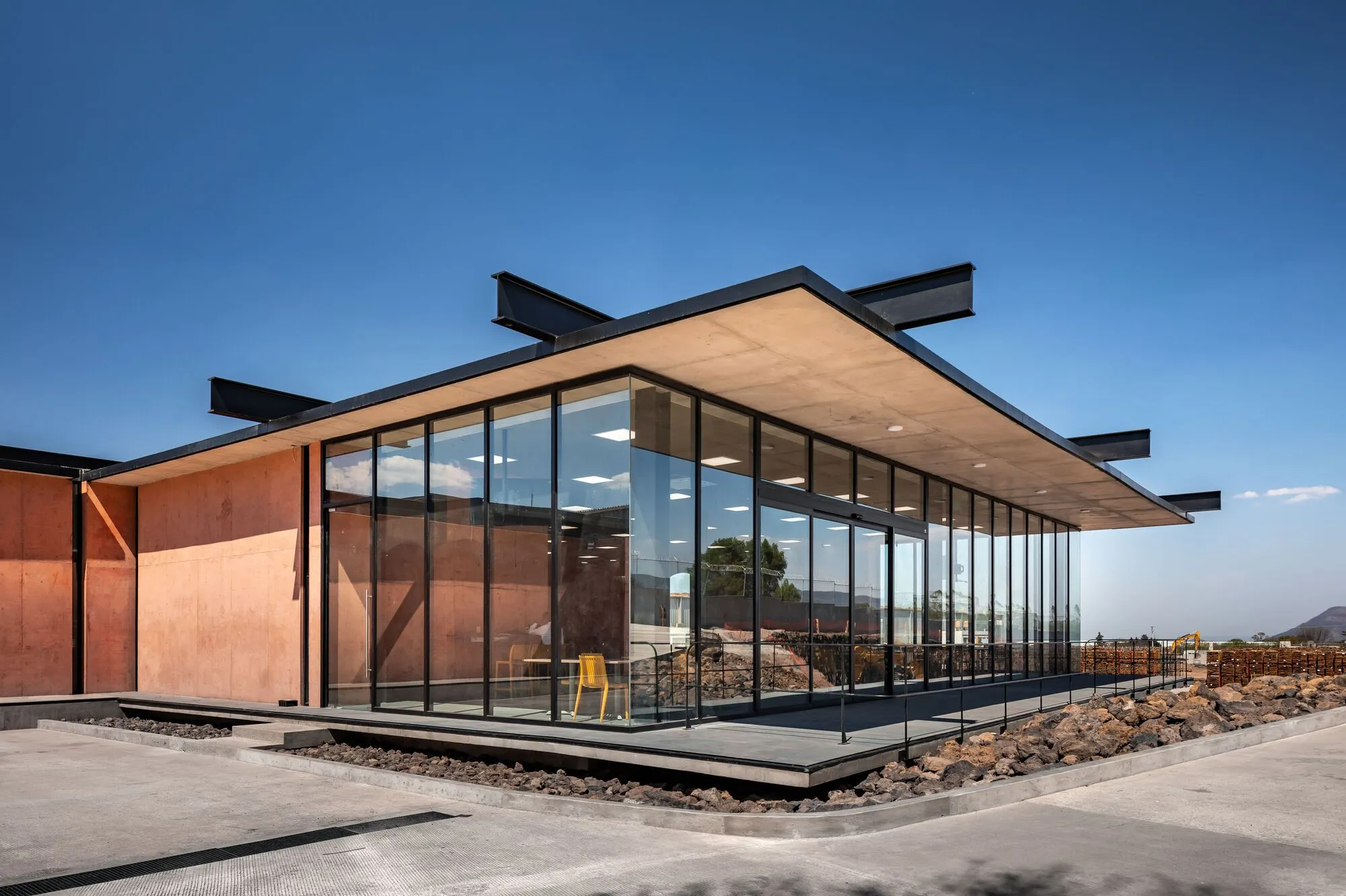 3号工厂食堂 Miguel Montor 建筑事务所_1178850_1.webp