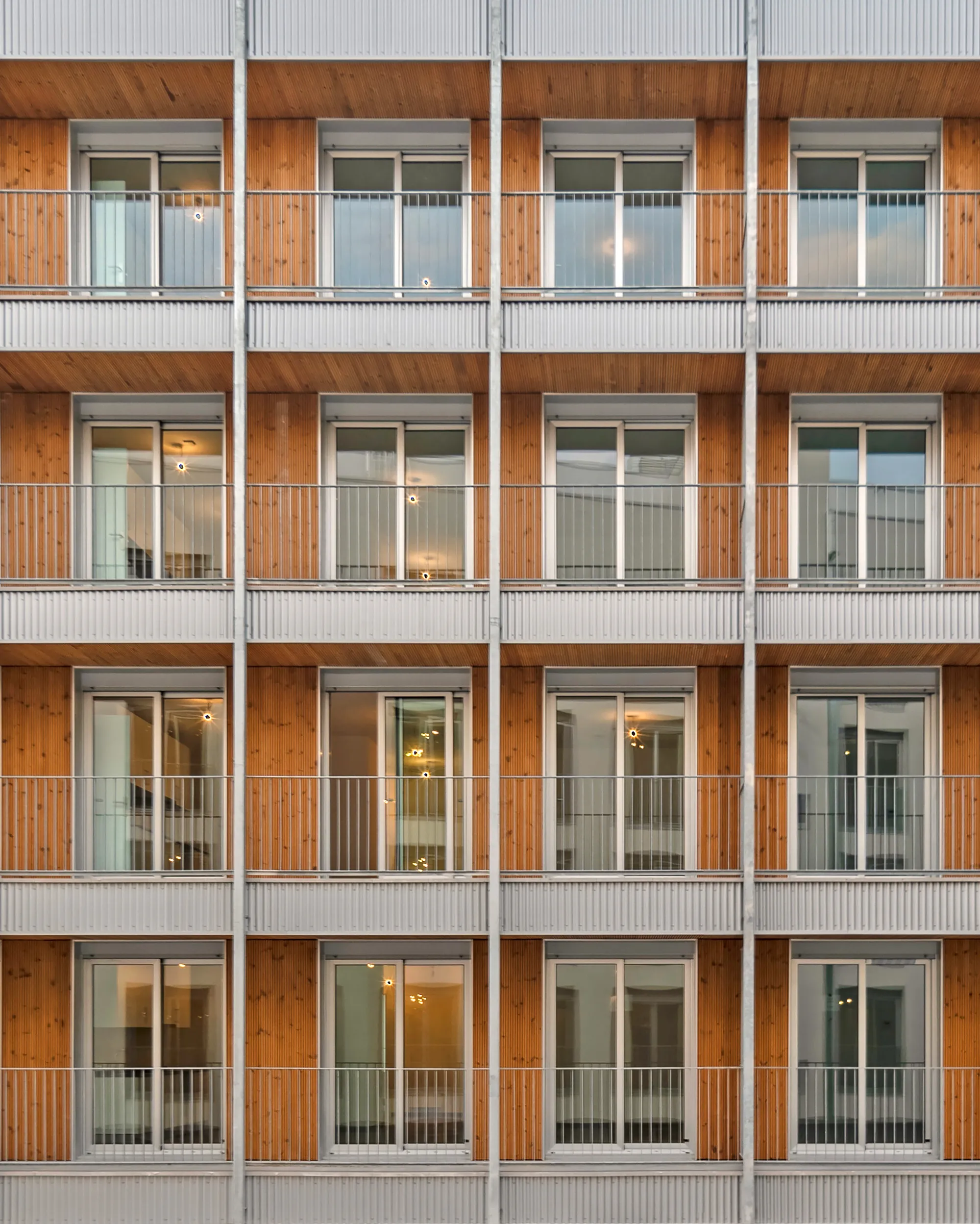 4栋建筑，74套公共推广住宅，位于庞特维德拉 Valdecorvos Díaz y Díaz Arquitectos_.webp