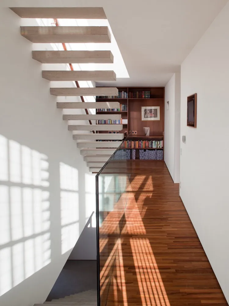 6号住宅 Marcio Kogan_1182647_15.webp