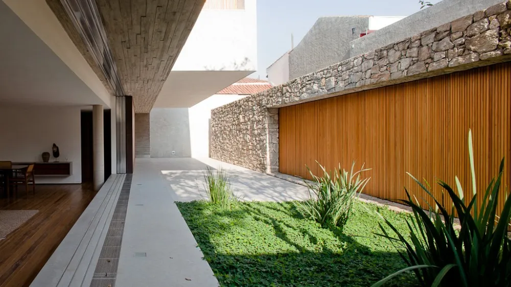6号住宅 Marcio Kogan_1182647_22.webp