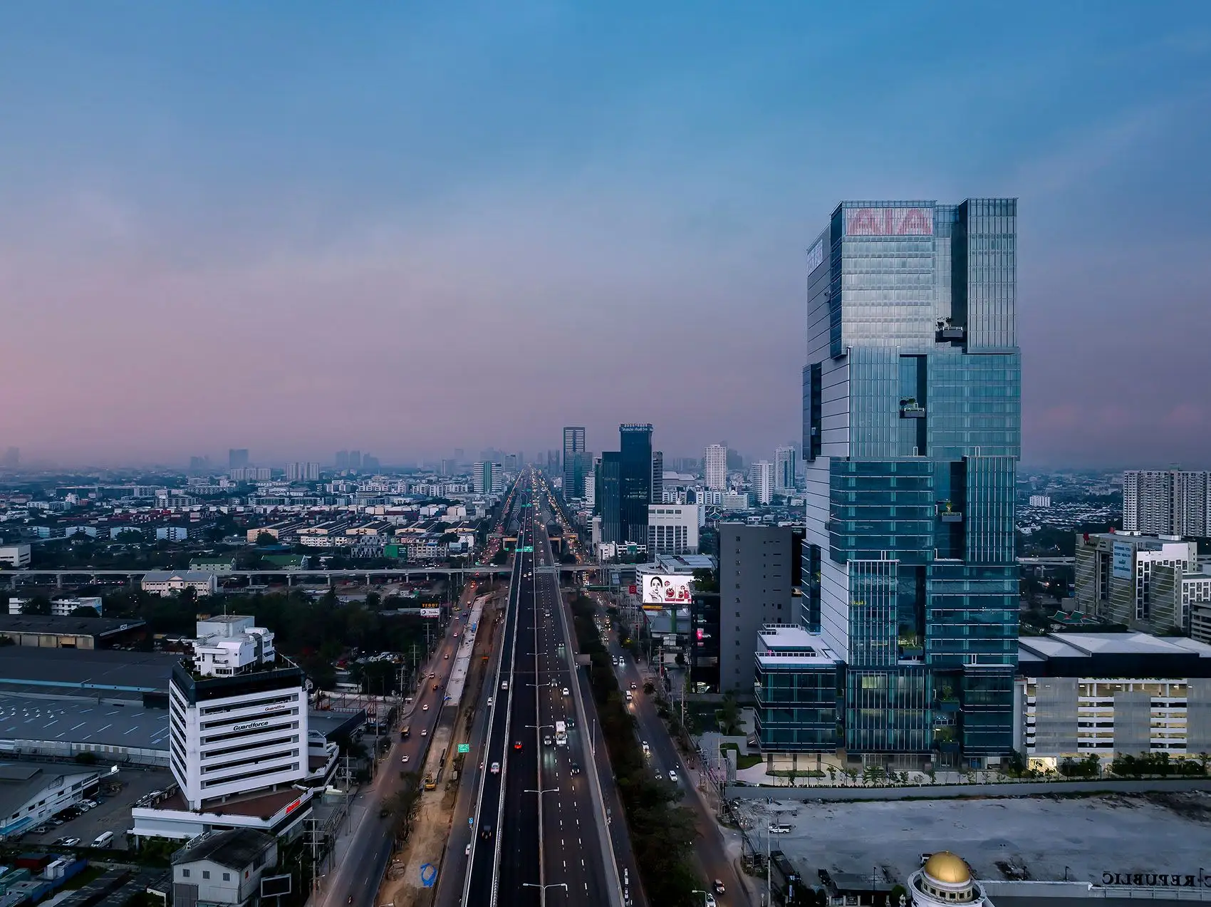 AIA East Gateway办公楼，曼谷 Creative Crews_26.webp