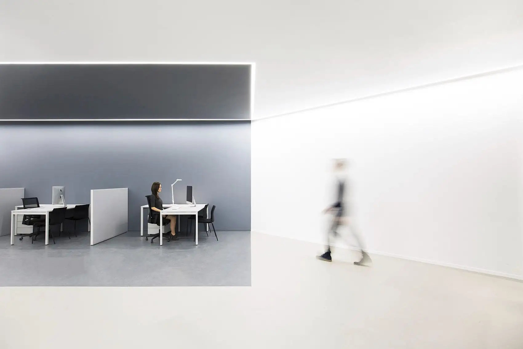 ARV 办公室，西班牙 Fran Silvestre Arquitectos_10.webp