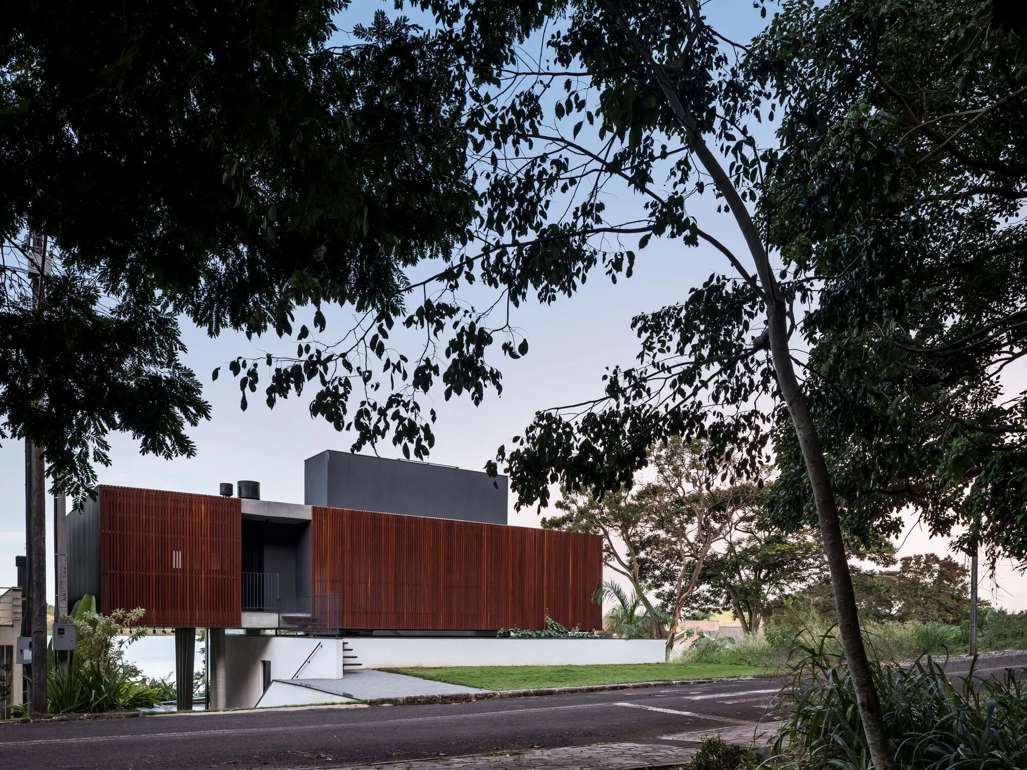 Alagado 住宅 Michel Macedo Arquitetos_1173021_7.webp