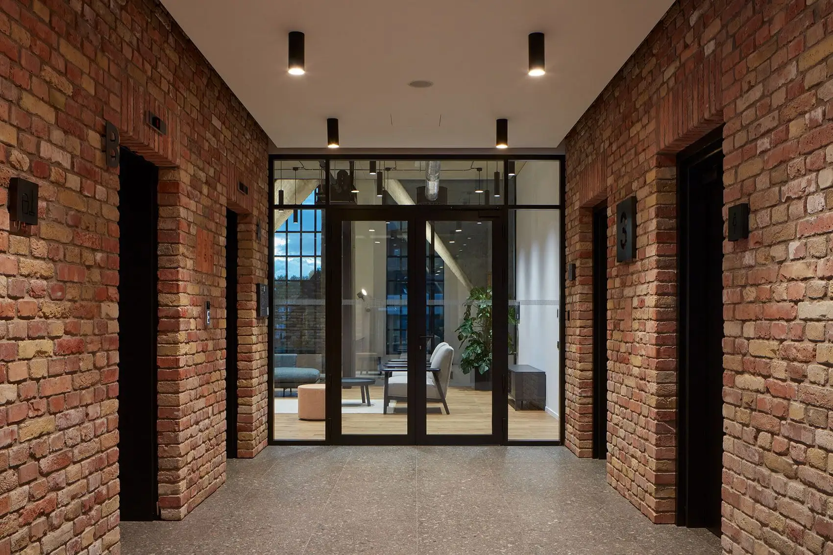 Base4Work共享办公空间，斯洛伐克 Studio Perspektiv_26.webp