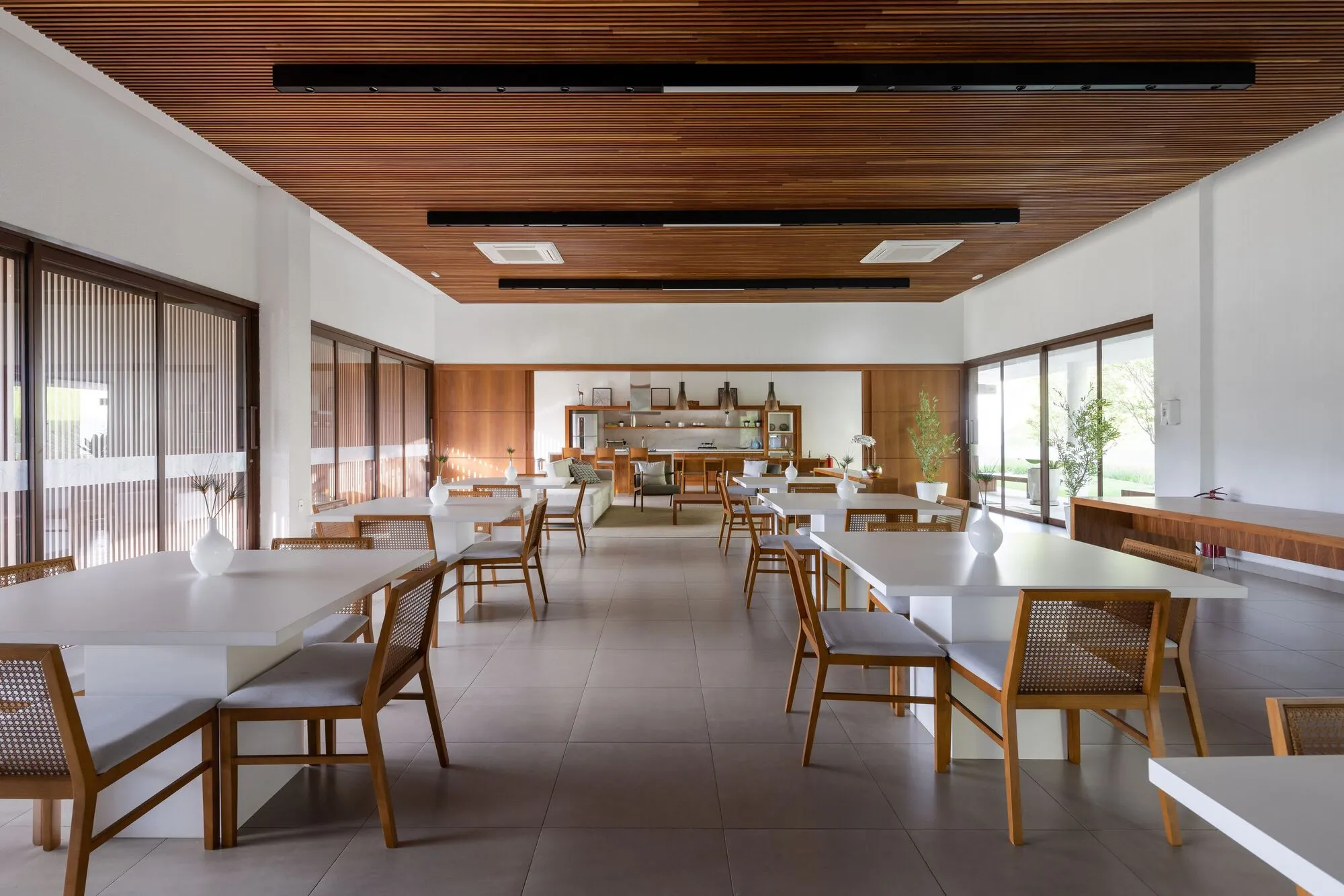 Alphaville Jundiaí 会所 DMDV arquitetos_1173697_3.webp