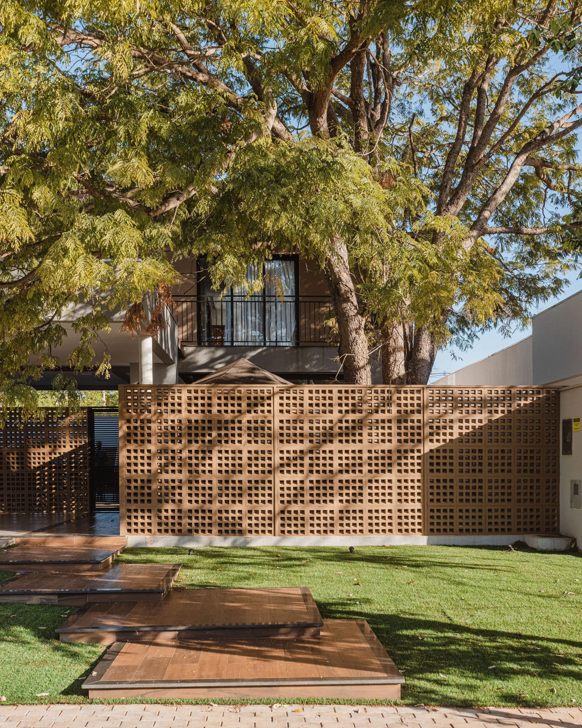 Amarelinho 住宅 Perelopes Arquitetura_1173619_6.webp