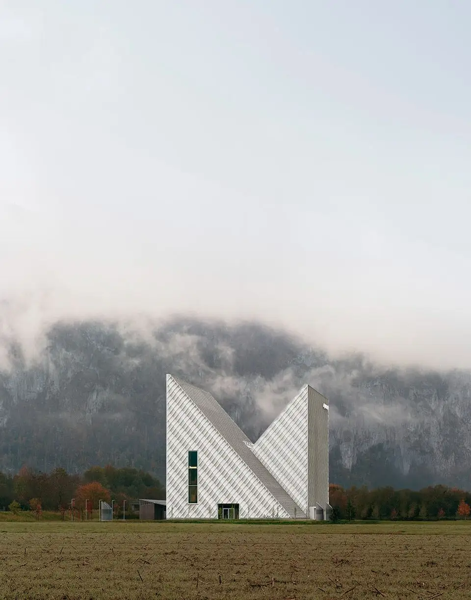 Dynafit雪豹总部，德国 Barozzi Veiga_06.webp