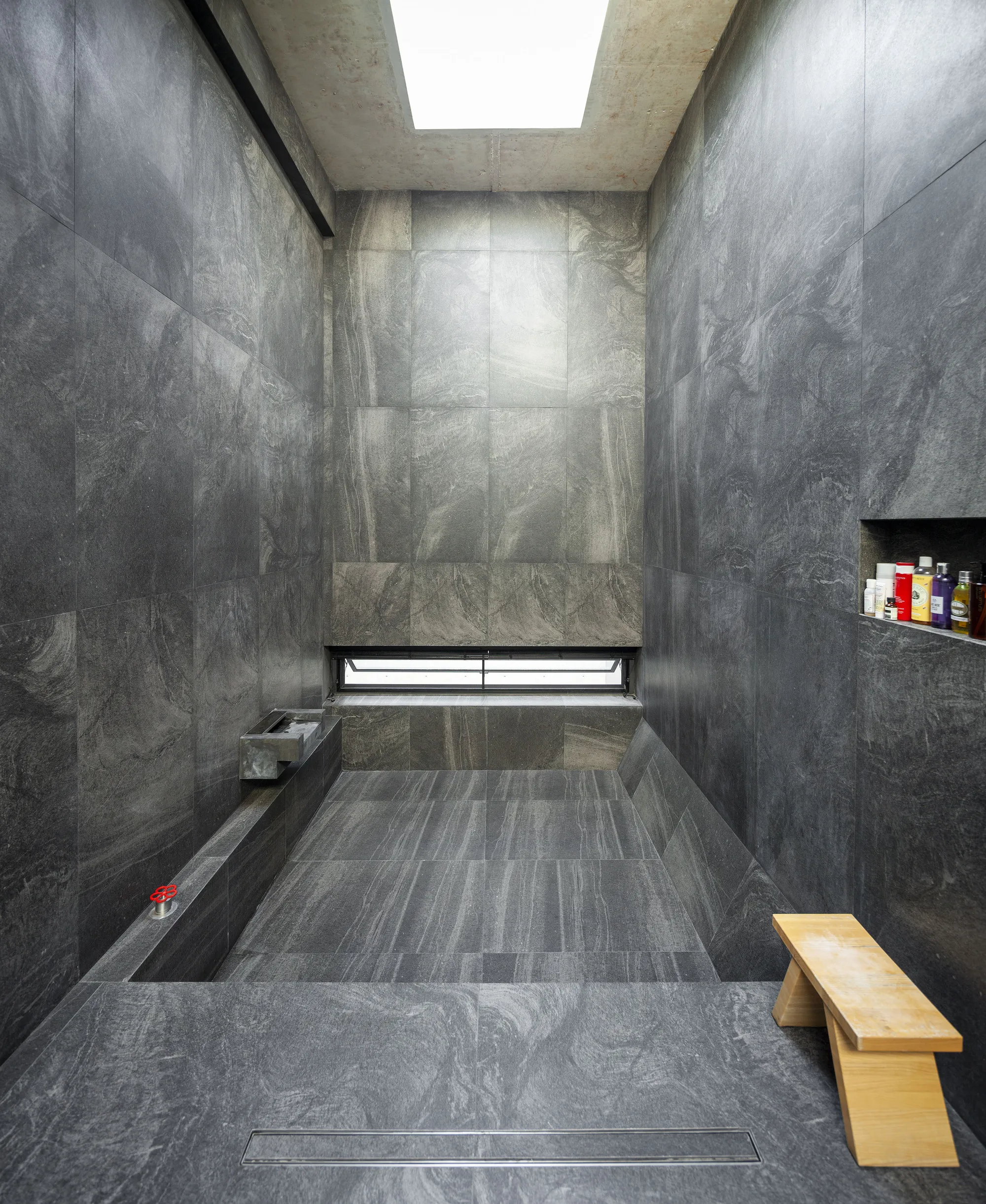 Baan Akat-Yen 住宅 Studio Krubka_1179413_28.webp