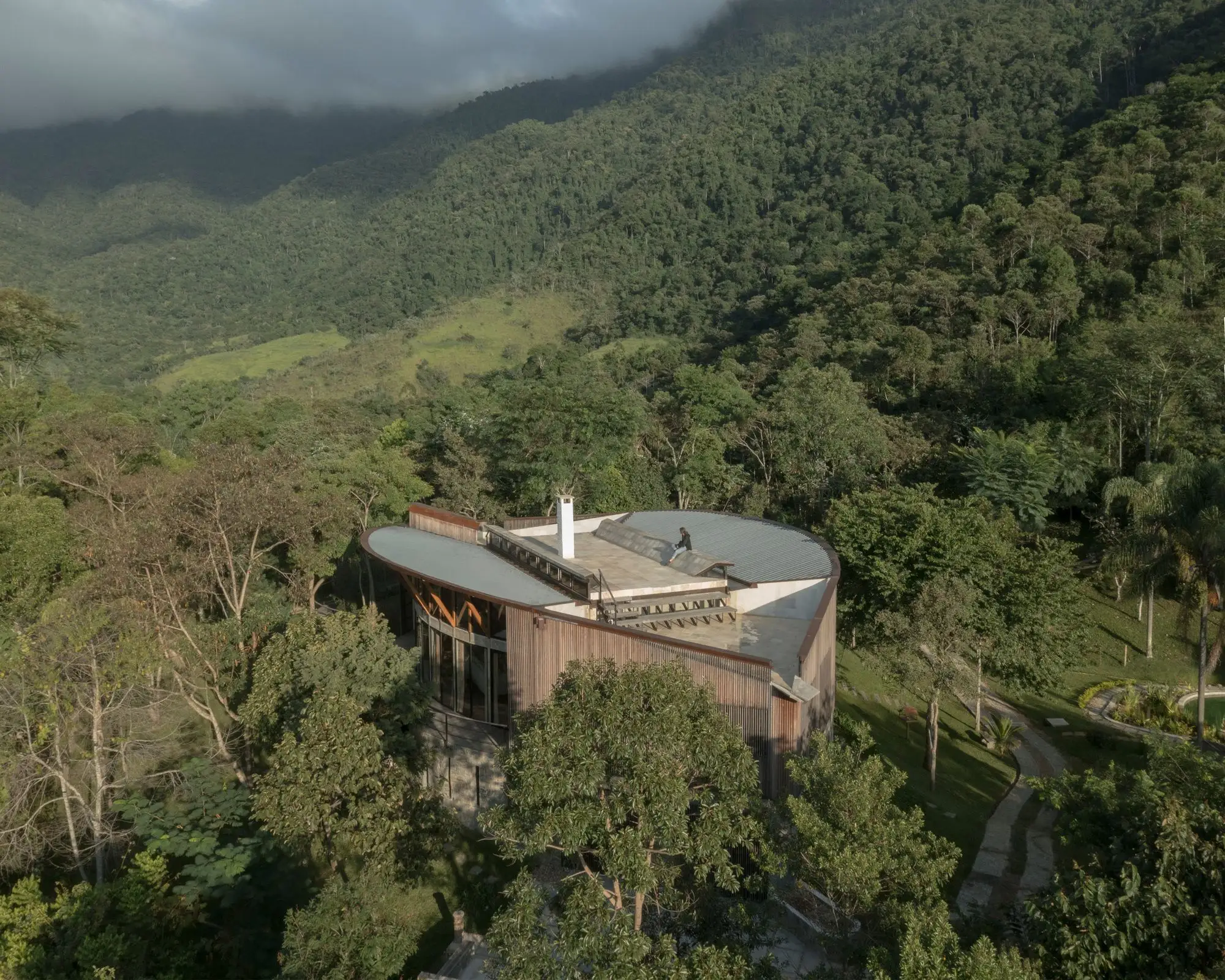 Bocaina住宅 Ana Altberg   Cesar Jordão_1173068_1.webp
