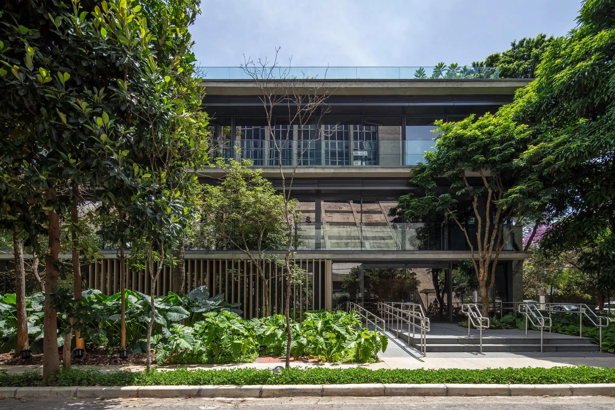 Bothanic Faria Lima 大楼 Del Bianco Arquitetos   AMZ Arquiteto_1185320_3.webp